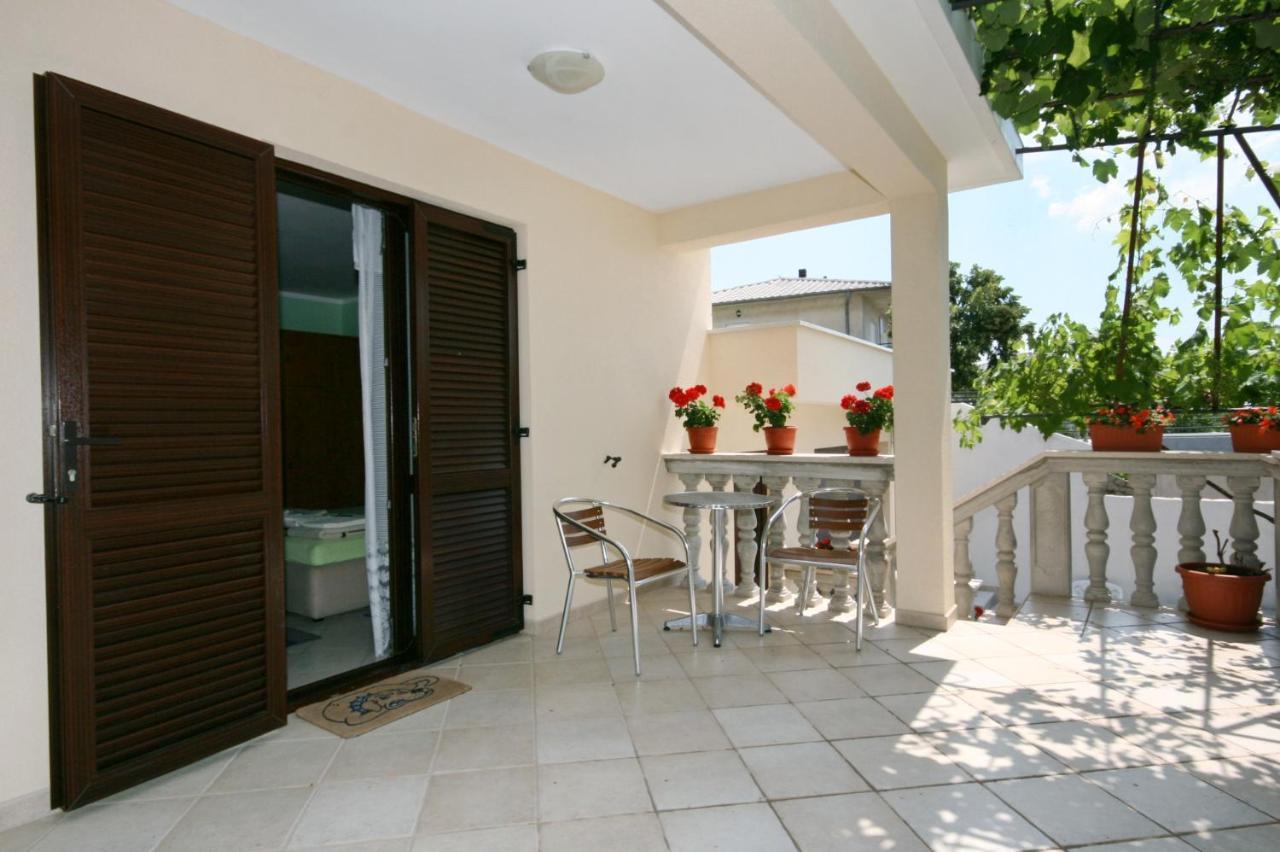 Apartments With A Parking Space Novi Vinodolski - 5593 מראה חיצוני תמונה